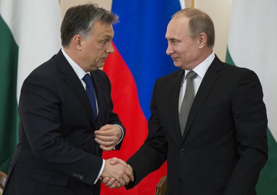 Vladimir Putin meets with Viktor Orban