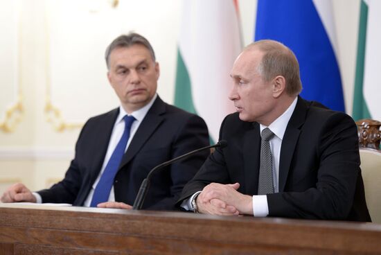 Vladimir Putin meets with Viktor Orban