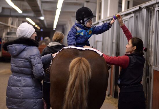 Hippotherapy for children with special needs