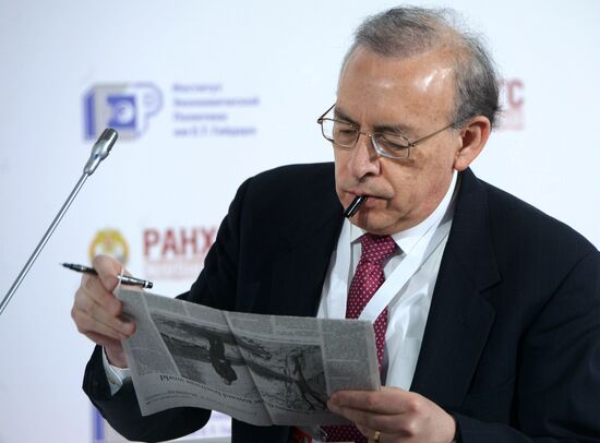 2014 Gaidar Forum. Day two