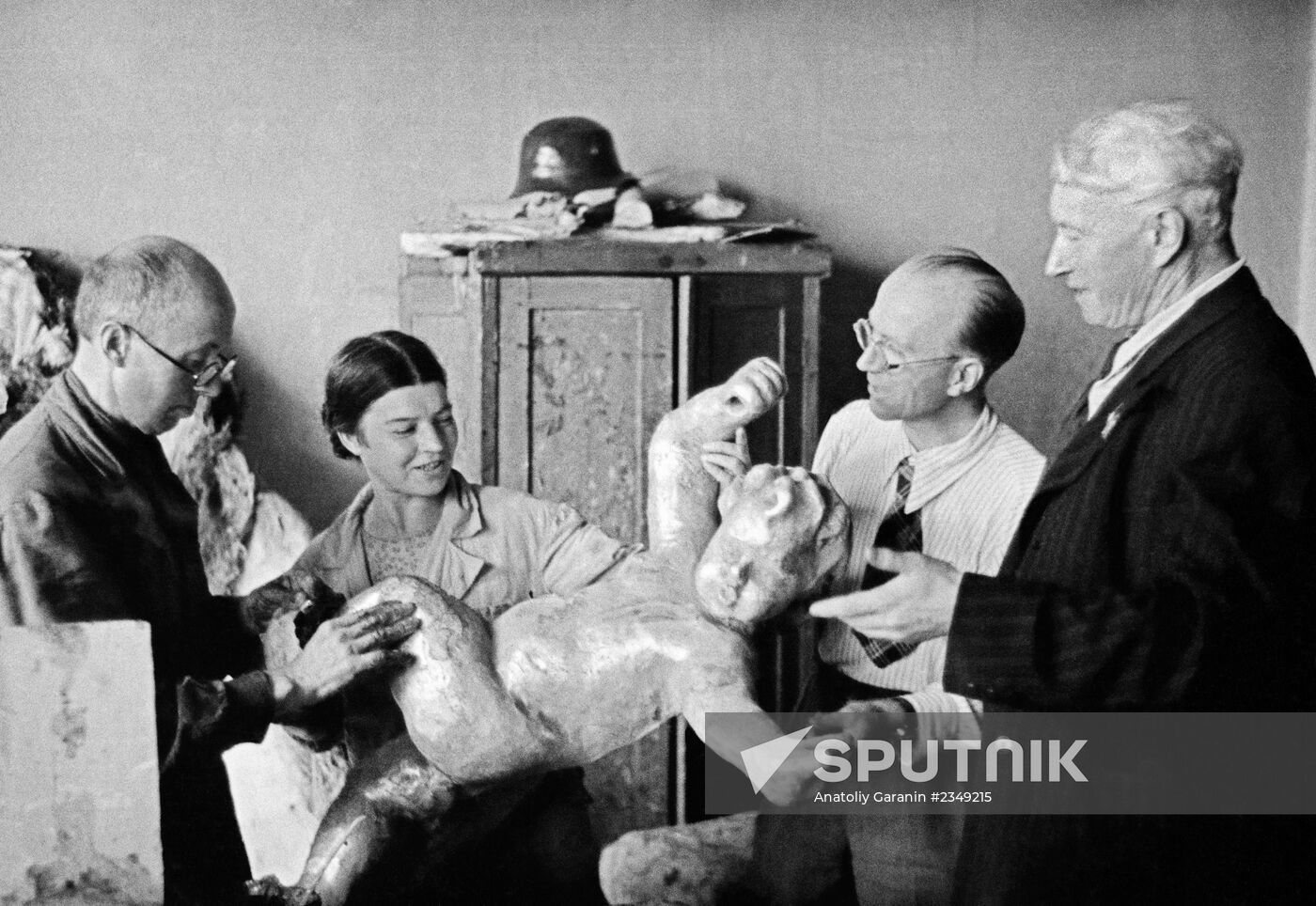 Fyodor Fyodorovsky and interior designers