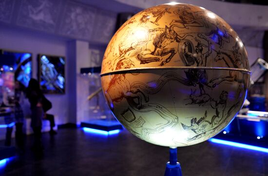 New exhibits in Moscow Planetarium's meteorite collection