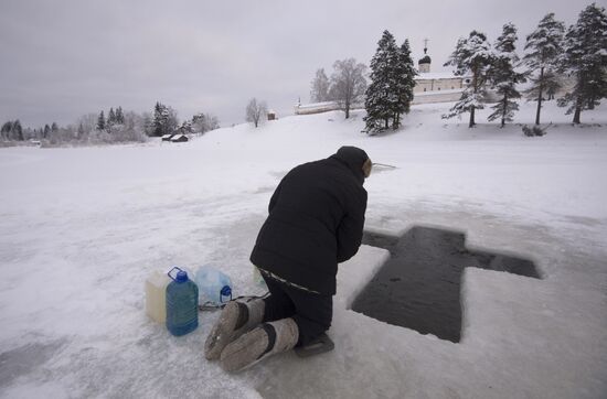 Orthodox Christians celebrate Epiphany