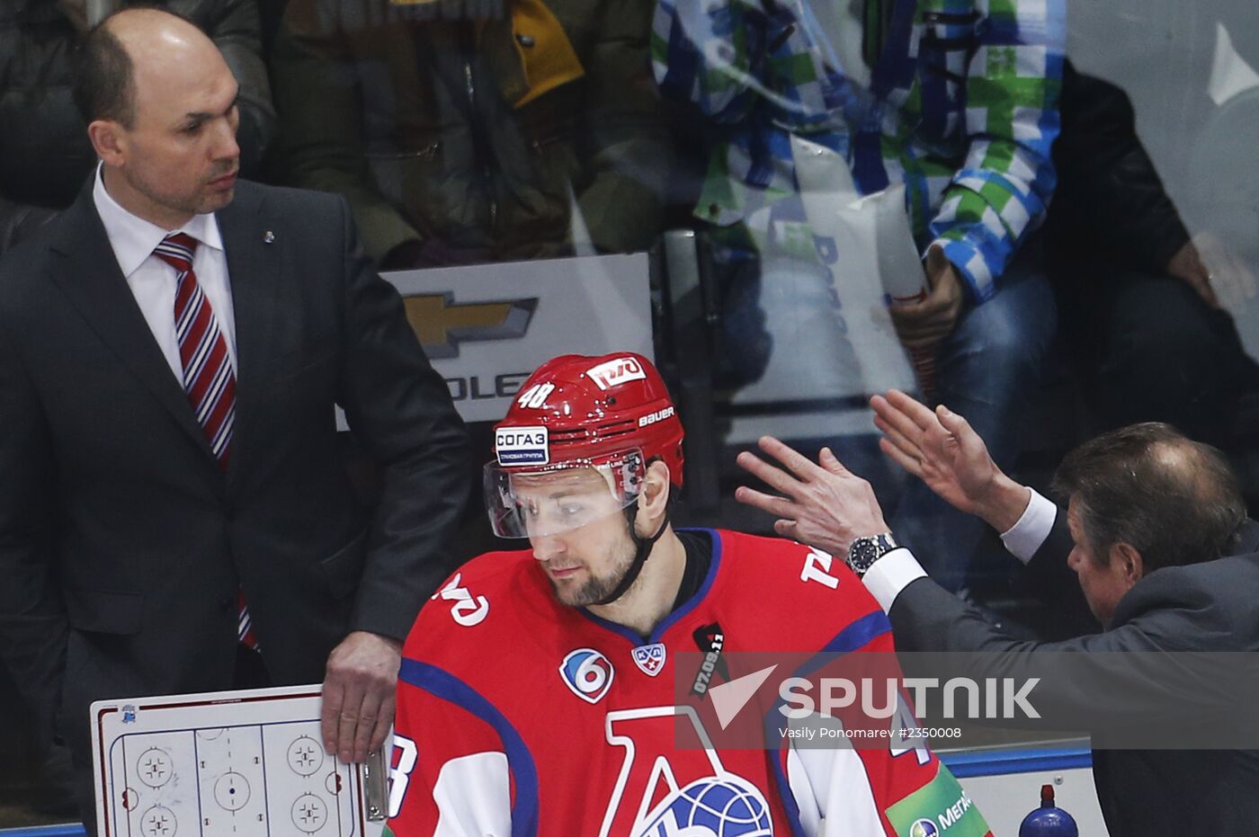 Kontinental Hockey League. Lokomotiv Yaroslavl vs. Dynamo Moscow