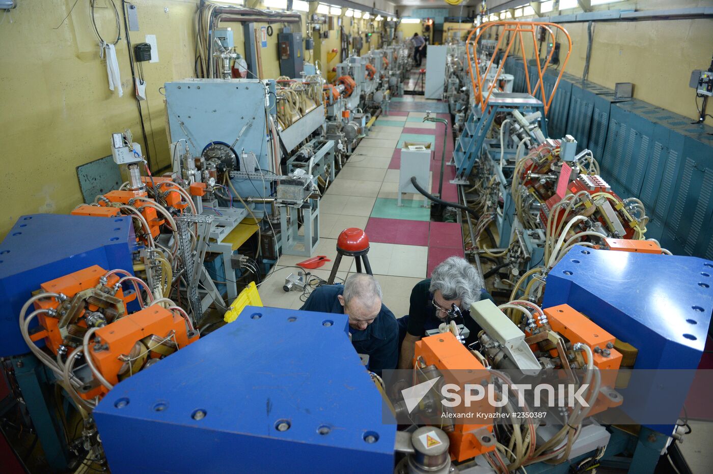 Colliders at Institute of Nuclear Physics in Novosibirsk