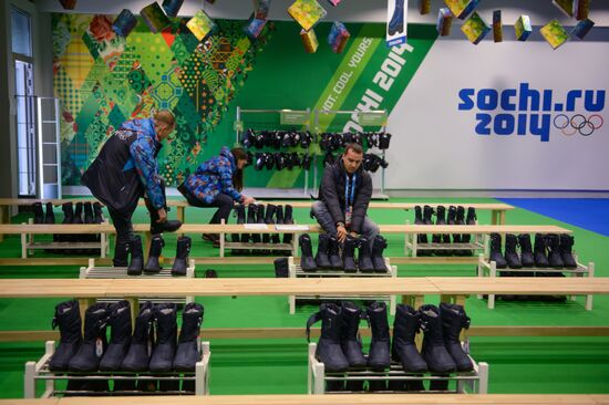 Outfit of Olympic volunteers in Sochi
