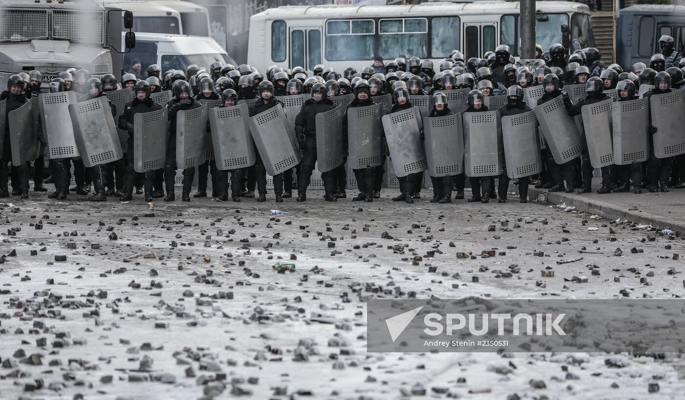 Mass riots in Kiev