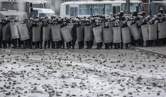 Mass riots in Kiev