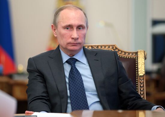 Vladimir Putin holds meeting on health matters