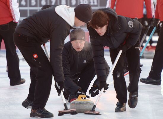 World Curling Tour. Red Square Classic. Finals