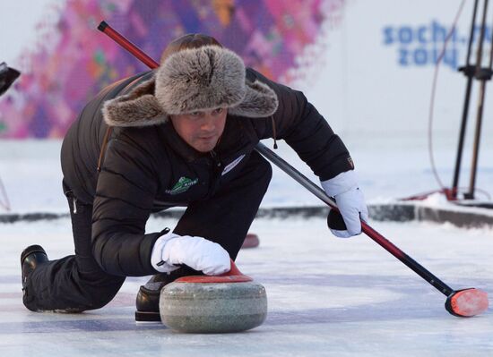 World Curling Tour. Red Square Classic. Finals