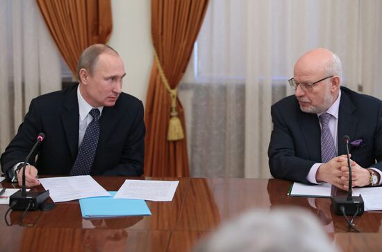 Vladimir Putin meets with leading Russian human rights champions