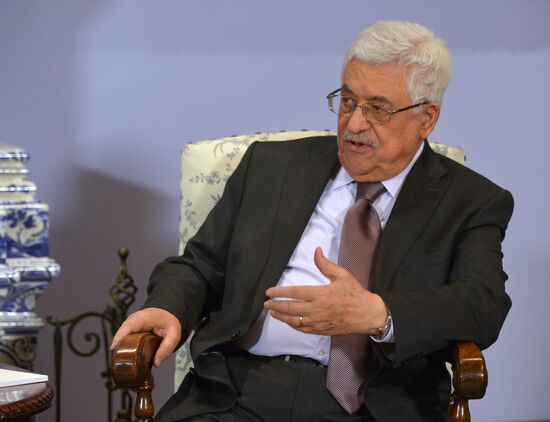 Dmitry Medvedev meets with Mahmoud Abbas