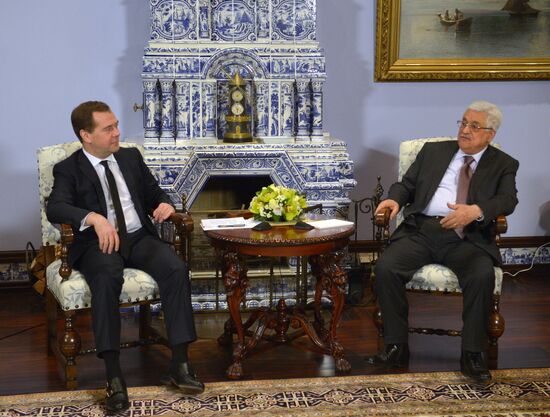 Dmitry Medvedev meets with Mahmoud Abbas