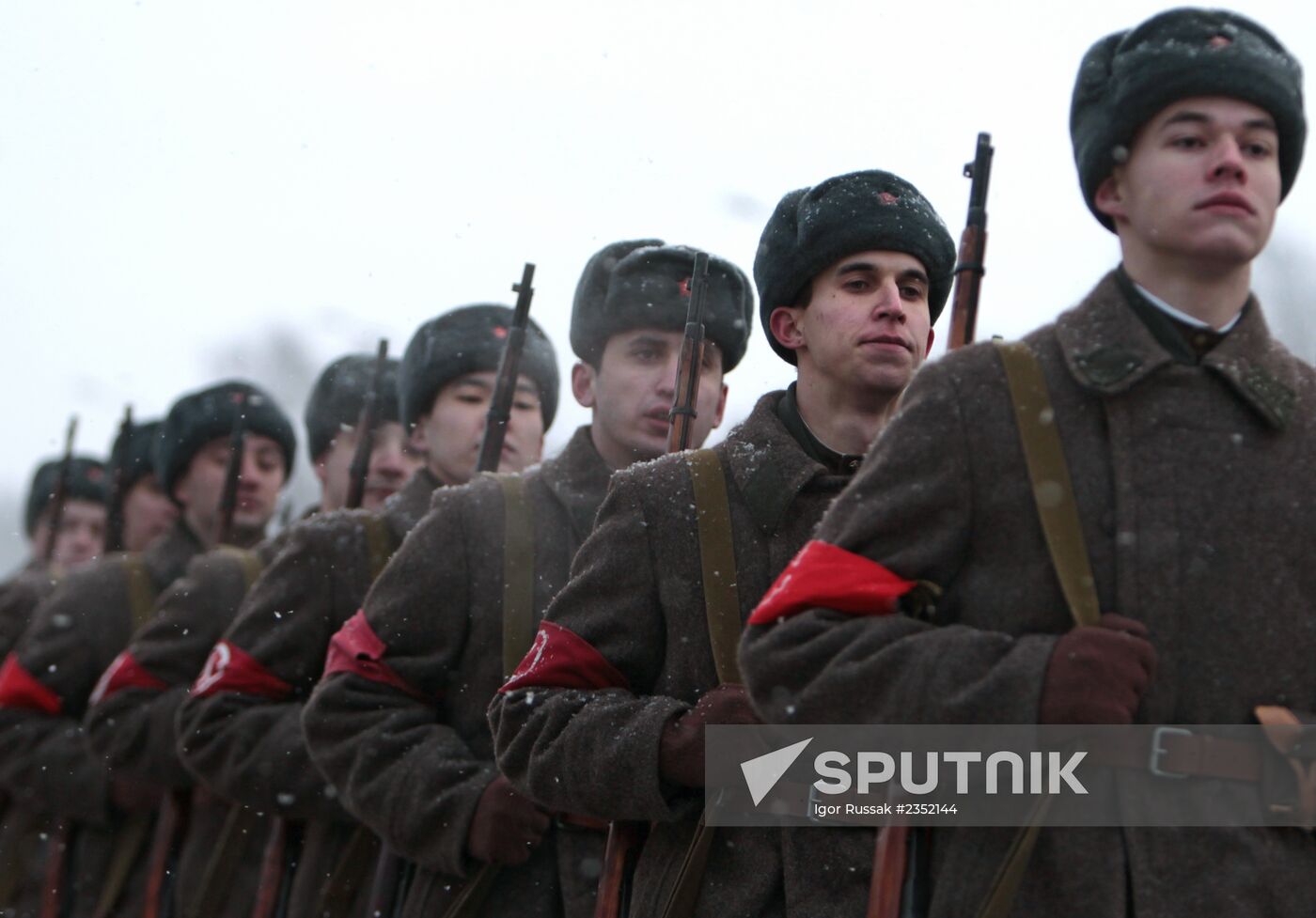 Final rehearsal of parade marking 70th anniversary of lifting of Siege of Leningrad