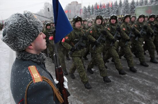 Final rehearsal of parade marking 70th anniversary of lifting of Siege of Leningrad