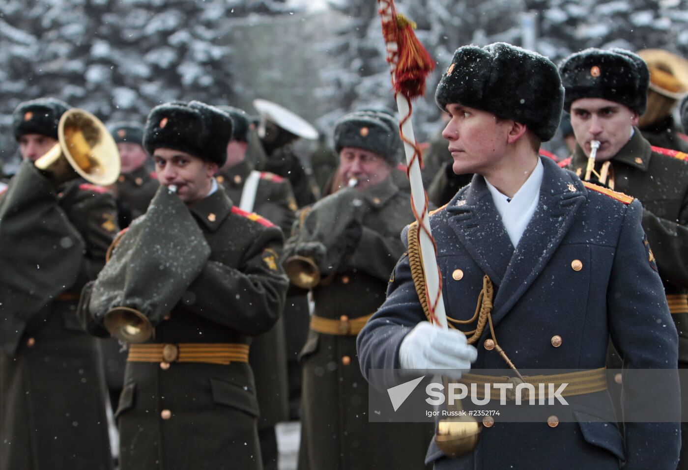 Final rehearsal of parade marking 70th anniversary of lifting of Siege of Leningrad