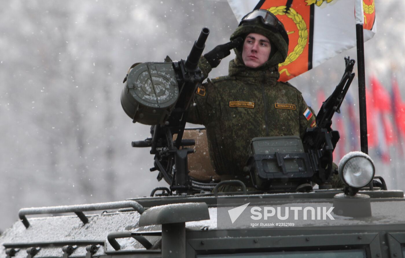 Final rehearsal of parade marking 70th anniversary of lifting of Siege of Leningrad