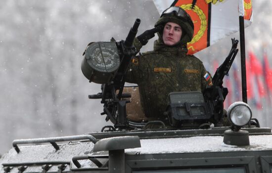 Final rehearsal of parade marking 70th anniversary of lifting of Siege of Leningrad