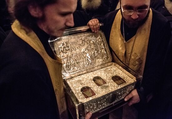 Gifts of the Magi arrive in Kiev