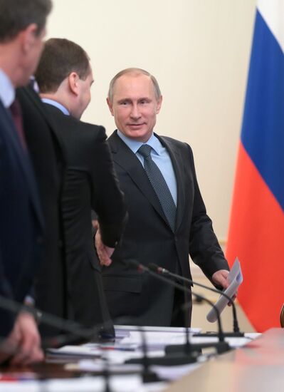 Vladimir Putin holds a meeting with the Government