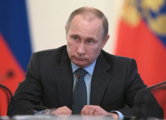 Vladimir Putin holds a meeting with the Government