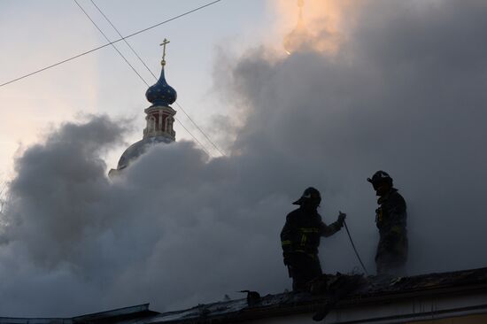 Restaurant on Pyatnitskaya Street on fire