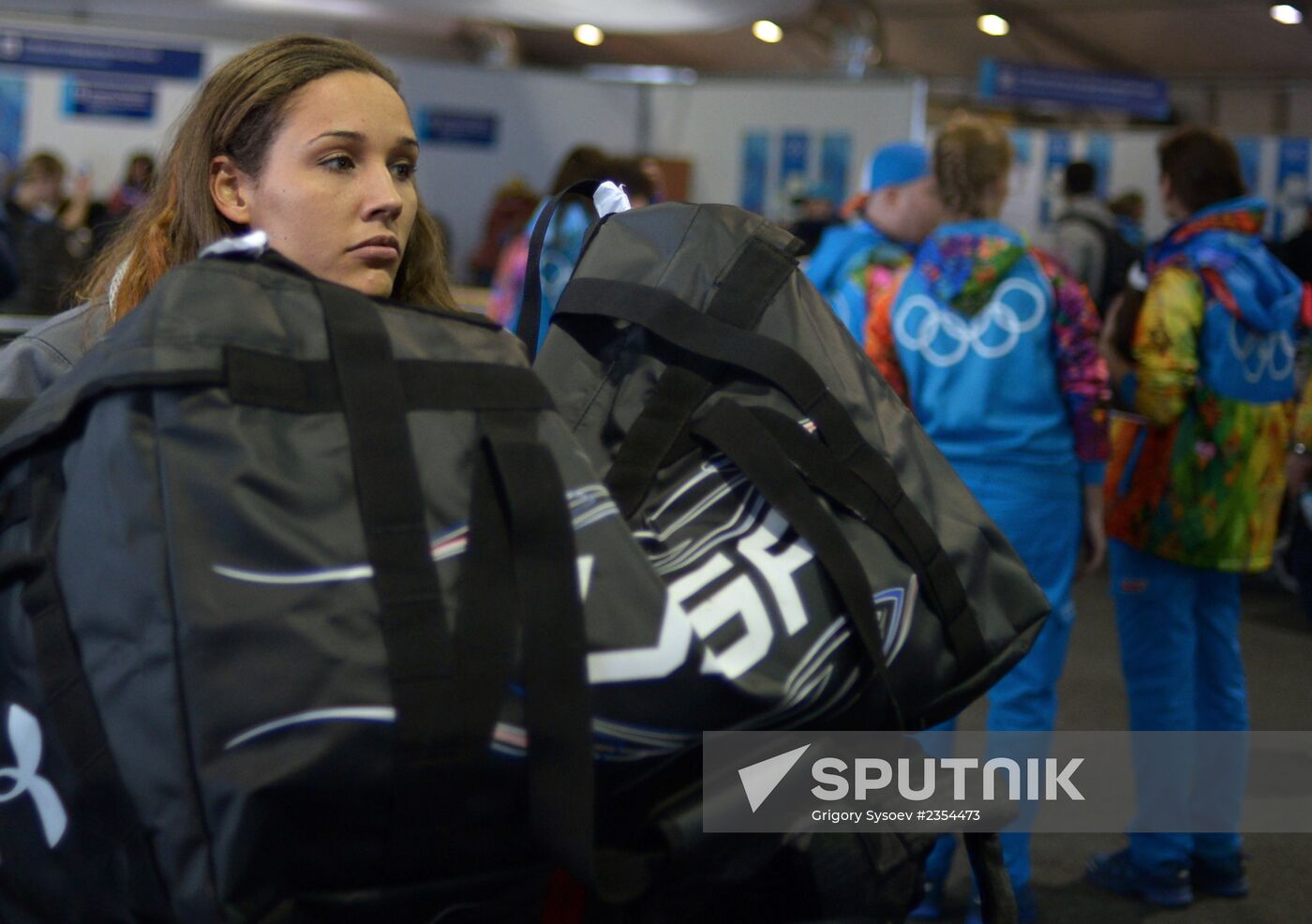 Athletes arrive in Olympic Village to participate in 2014 Games