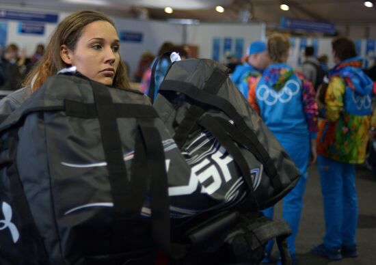 Athletes arrive in Olympic Village to participate in 2014 Games