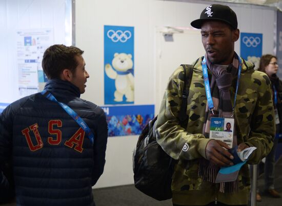 Athletes arrive in Olympic Village to participate in 2014 Games