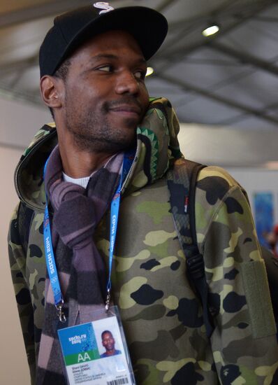 Athletes arrive in Olympic Village to participate in 2014 Games