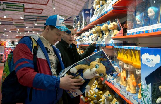 Olympic souvenirs sold in Sochi