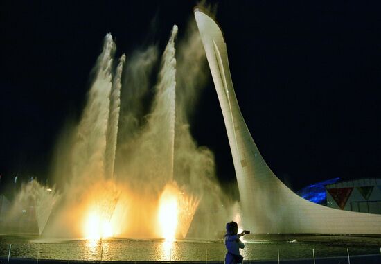 Olympic cauldron and fountains tested in Olympic Park
