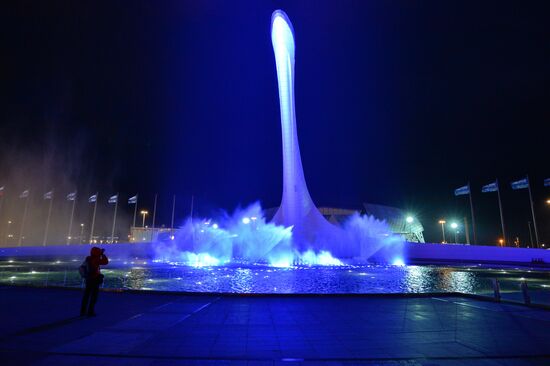 Olympic cauldron and fountains tested in Olympic Park