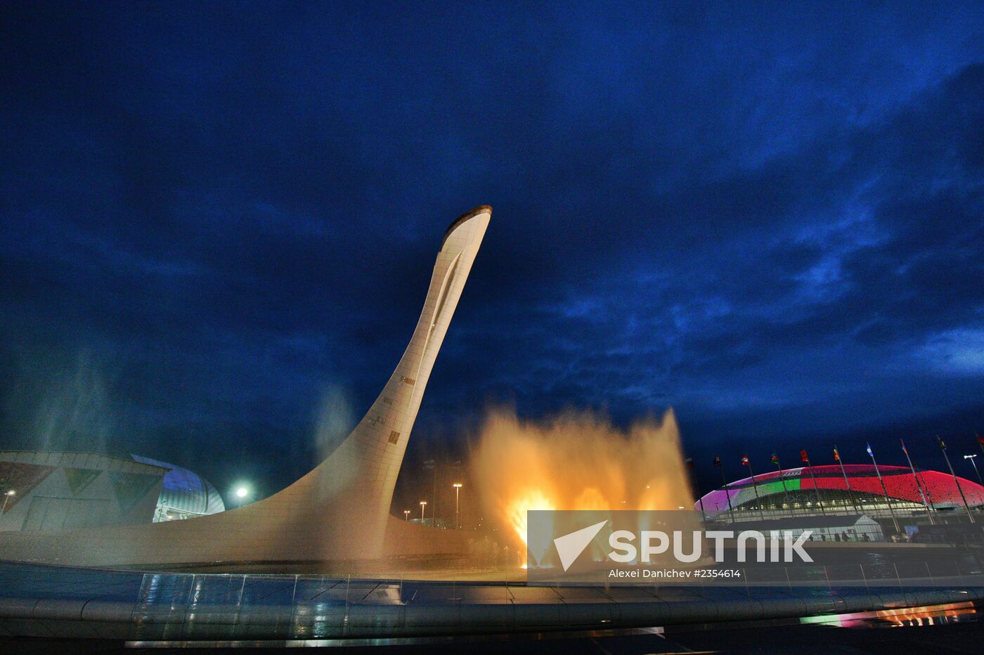 Olympic cauldron and fountains tested in Olympic Park