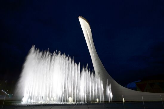 Olympic cauldron and fountains tested in Olympic Park
