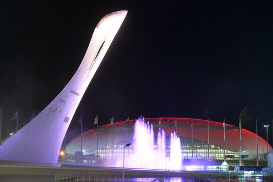 Olympic cauldron and fountains tested in Olympic Park