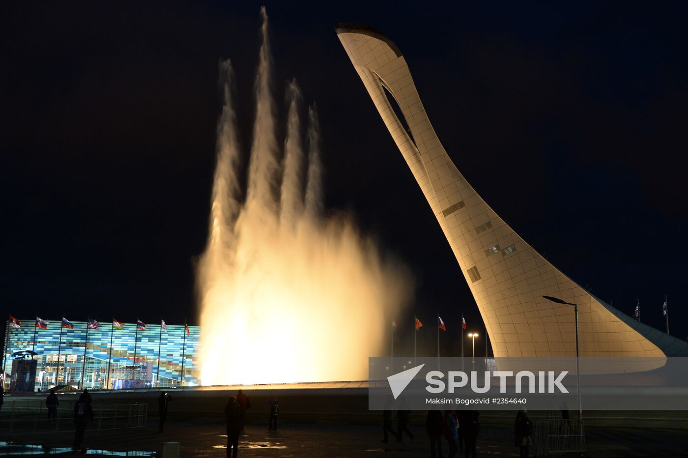Olympic cauldron and fountains tested in Olympic Park