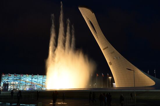 Olympic cauldron and fountains tested in Olympic Park