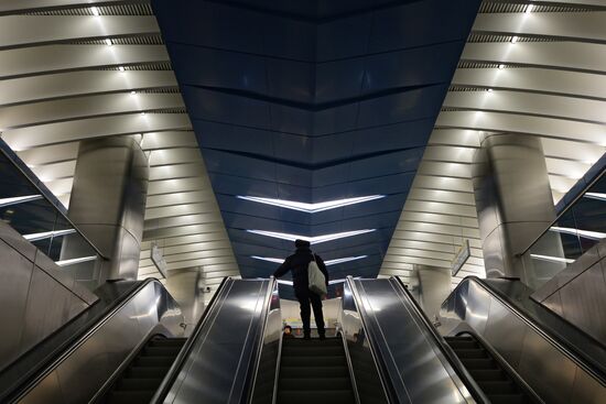 Delovoi Tsentr metro station opens to passengers