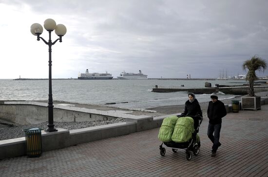 Walk along Sochi embankment