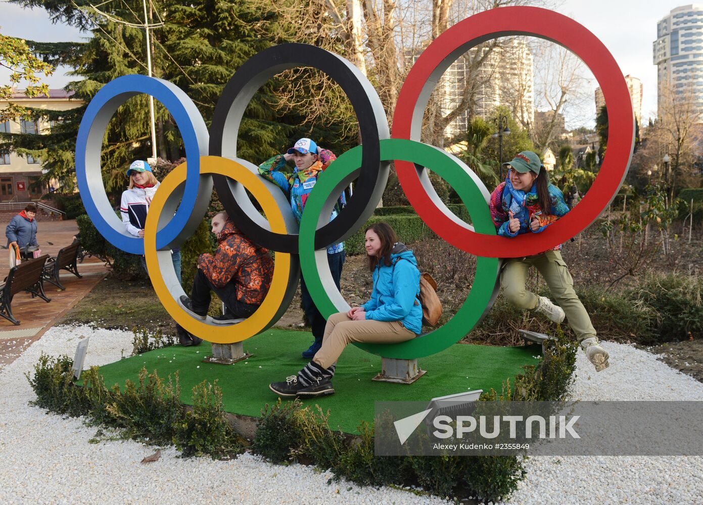 2014 Winter Olympics: 5 days to go