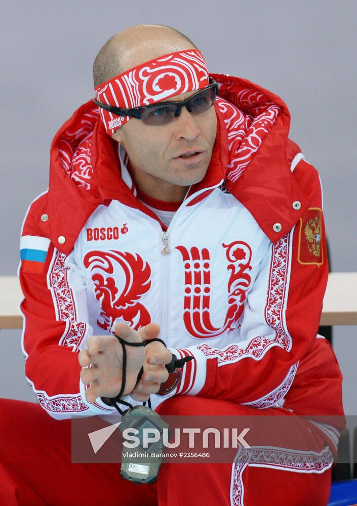 2014 Winter Olympics. Speed skating. Trainig sessions
