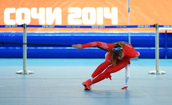 2014 Winter Olympics. Speed skating. Training sessions