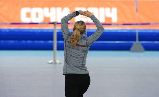 2014 Winter Olympics. Speed skating. Training sessions