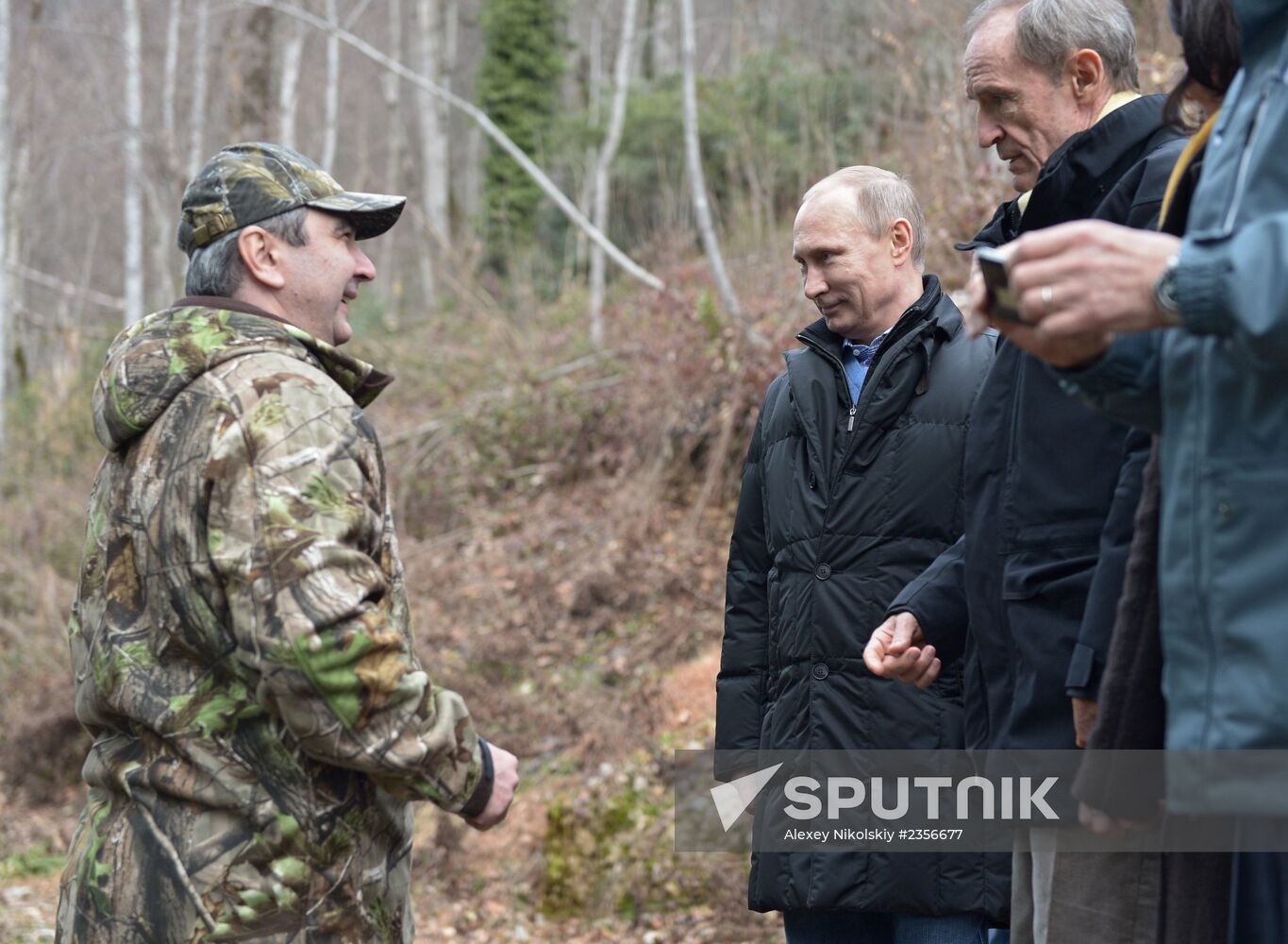 Vladimir Putin visits leopard breeding and rehabilitation center in Sochi