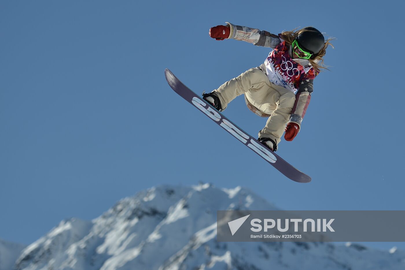 2014 Winter Olympics. Snowboard. Slopestyle. Training sessions