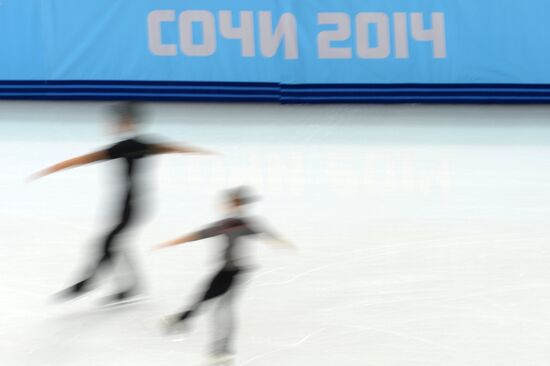 2014 Winter Olympics. Figure skating. Trainig session