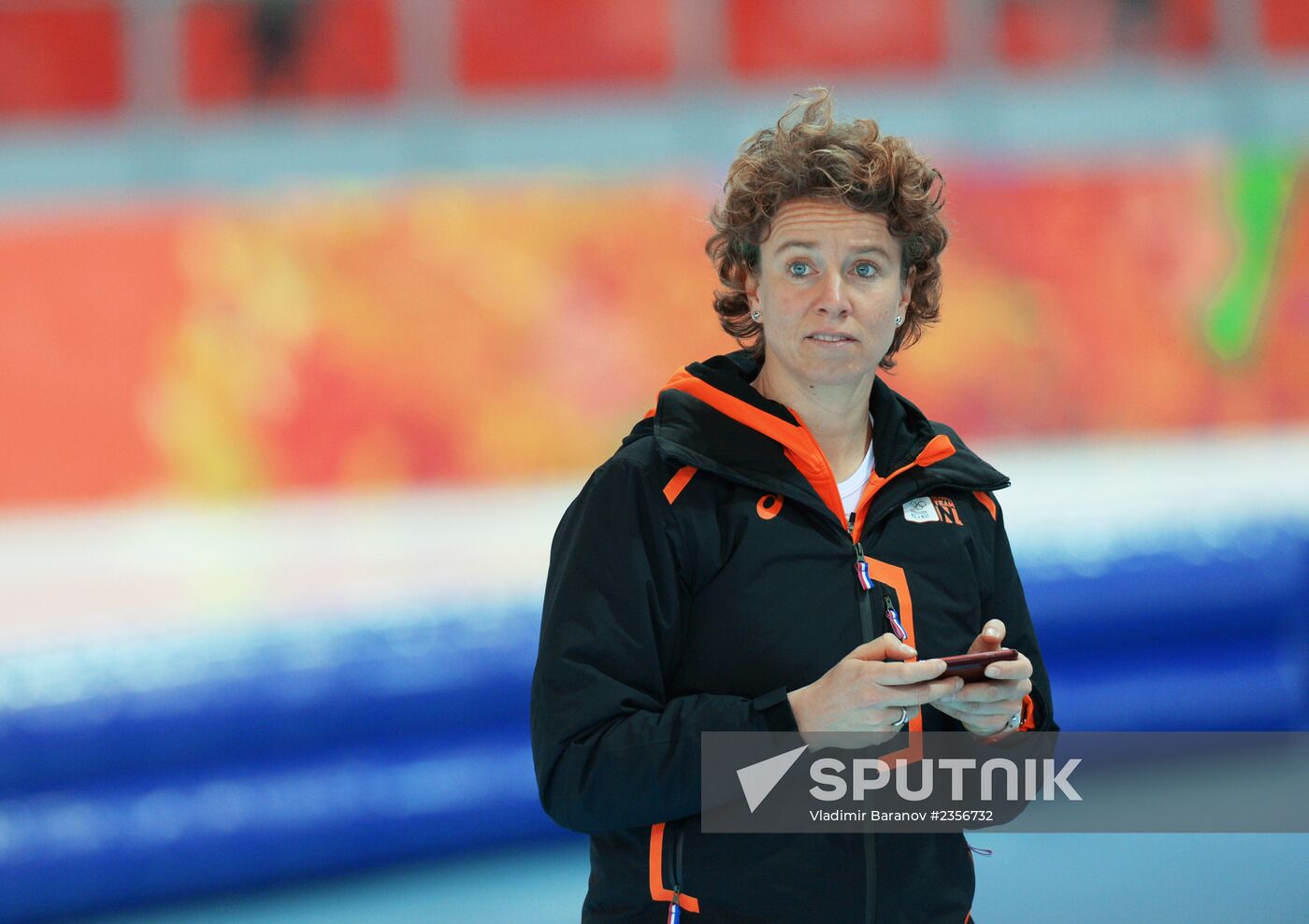 2014 Winter Olympics. Speed skating. Training session