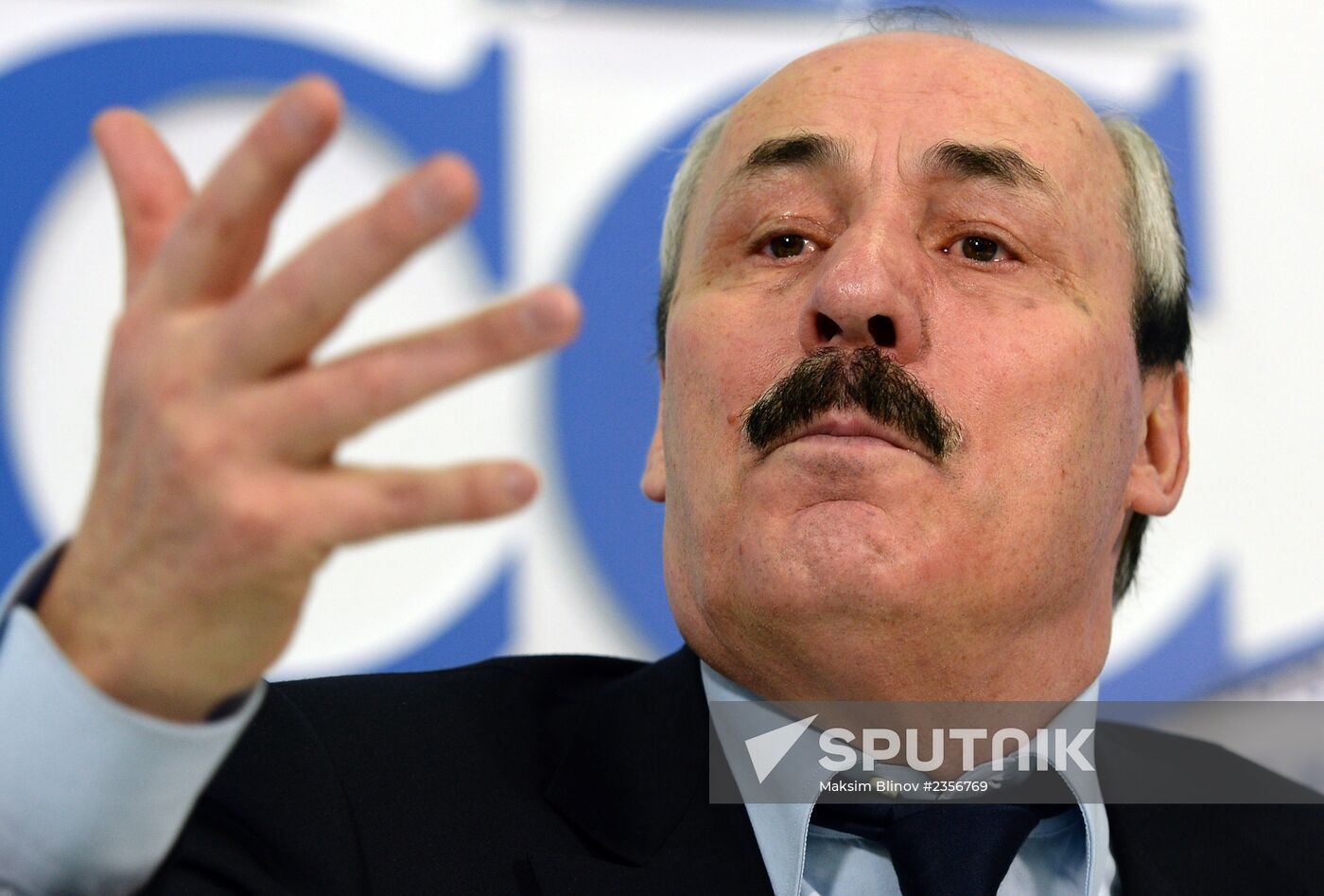 News conference by Dagestan leader Ramazan Abdulatipov